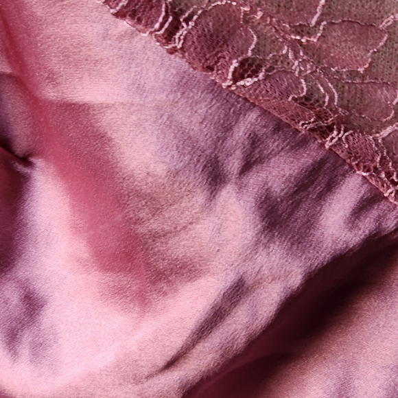 VICTORIAS SECRET SATIN LACE LINGERE SLIP PINK SIZE MEDIUM NWT - Picture 14 of 14